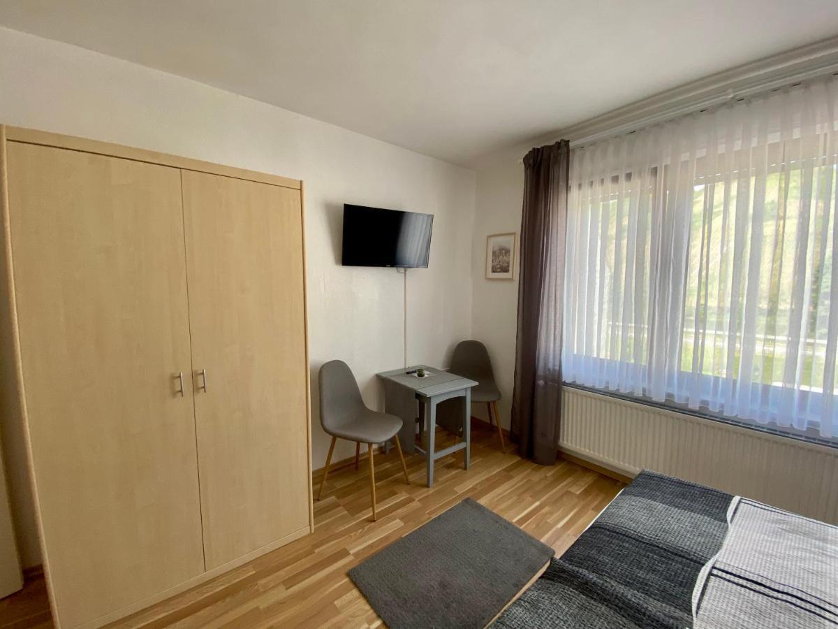 Ferienwohnung Metzen Burg  المظهر الخارجي الصورة