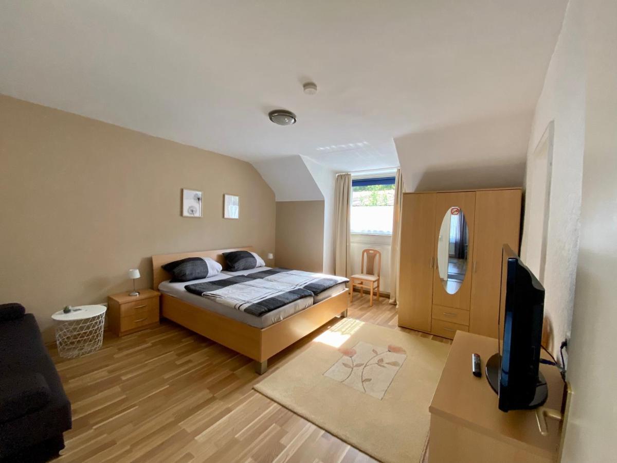 Ferienwohnung Metzen Burg  المظهر الخارجي الصورة